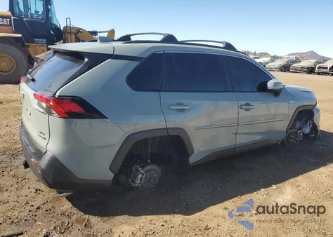 2020 Toyota Rav4 Xle from USA, damaged, VIN JTMRWRFV7LD071870